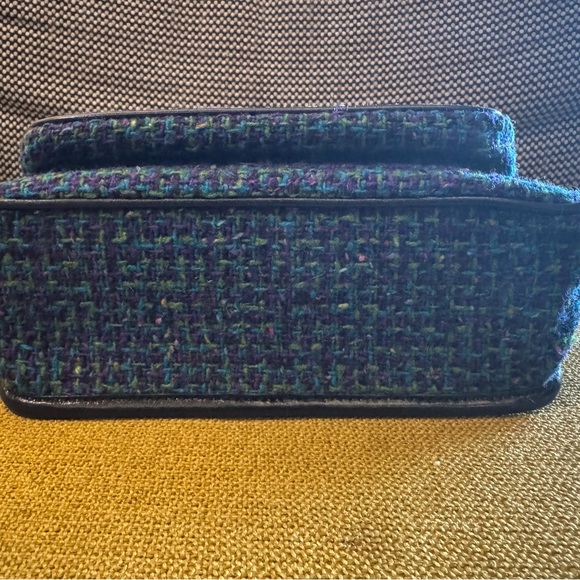 Yves Saint Laurent Tweed Calfskin Matelasse Monogram Niki Bag - Picture 9 of 16